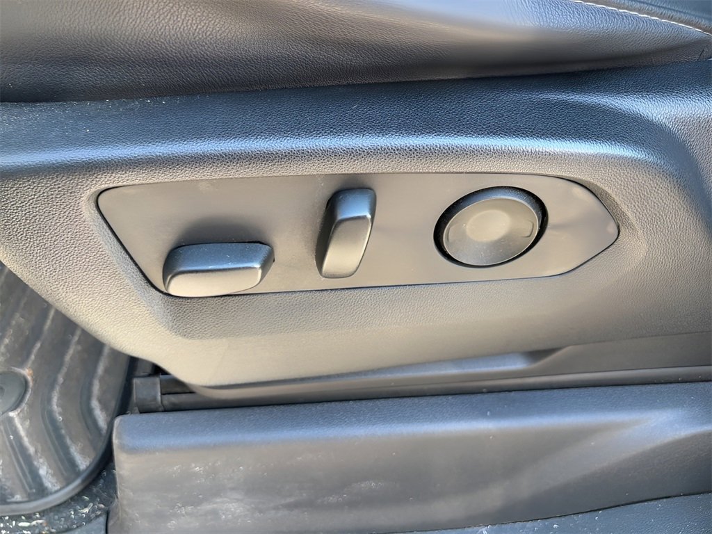 Used 2023 Chevrolet Silverado 1500 LTZ w/ Technology Package image 22