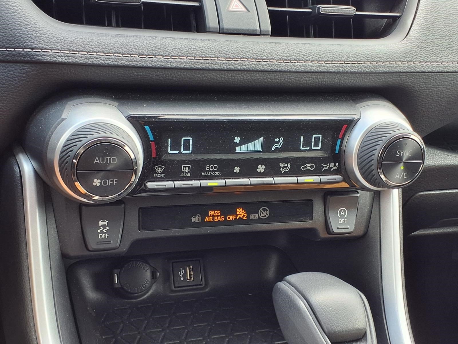 Used 2024 Toyota RAV4 XLE FWD image 19