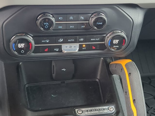 Certified 2023 Ford Bronco Badlands w/ Sasquatch Package AWD/4WD image 25