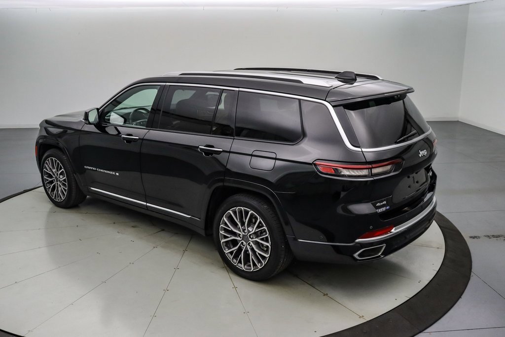 Used 2024 Jeep Grand Cherokee L Summit image 3
