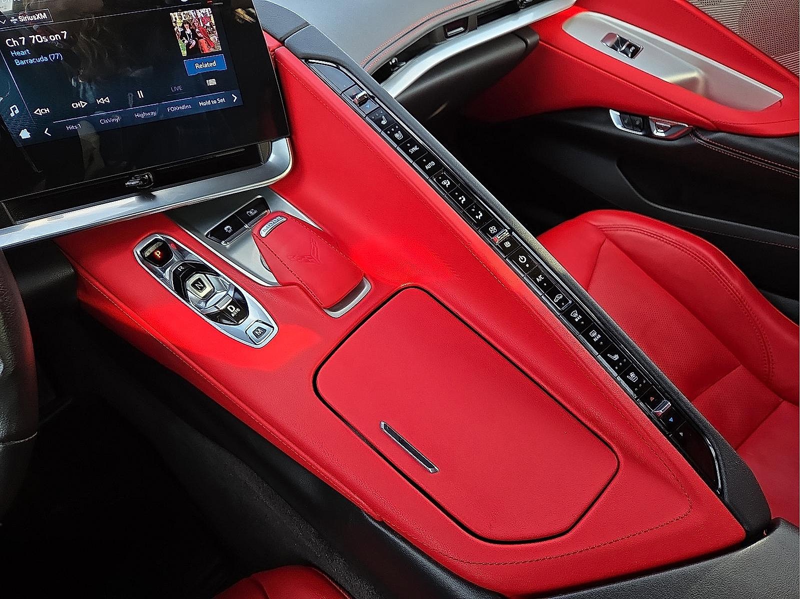 Used 2024 Chevrolet Corvette Stingray Preferred Cpe w/ 2LT image 25