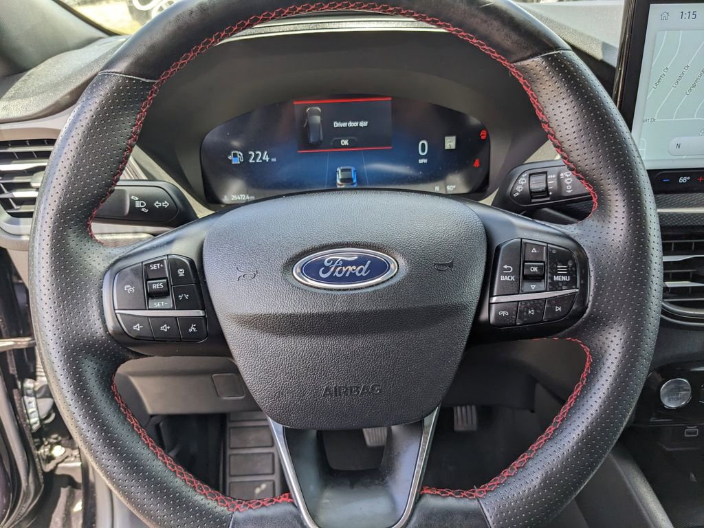 Certified 2025 Ford Escape ST-Line Elite AWD/4WD image 30