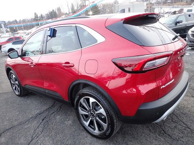 Certified 2024 Ford Escape Platinum w/ Premium Technology Package image 5