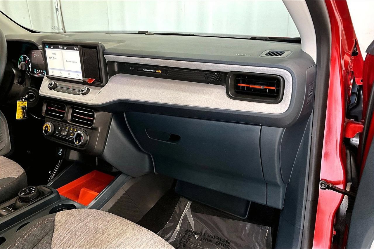 Certified 2023 Ford Maverick XLT FWD image 16