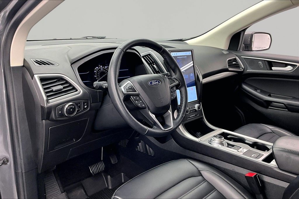 Certified 2024 Ford Edge SEL w/ Convenience Package AWD/4WD image 14
