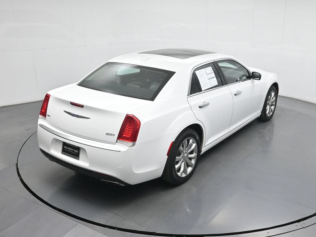 Used 2020 Chrysler 300 Limited AWD/4WD image 40