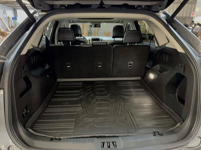 Certified 2023 Ford Edge SEL w/ Convenience Package AWD/4WD image 8