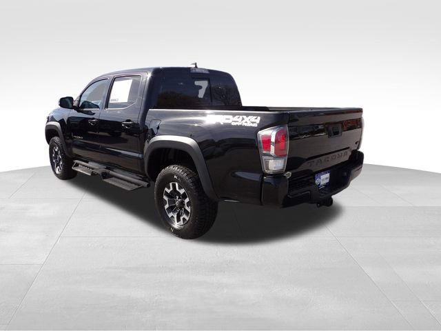 Used 2023 Toyota Tacoma TRD Off-Road w/ Technology Package AWD/4WD image 5