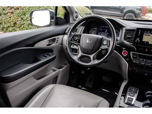 Used 2020 Honda Pilot Touring image 13