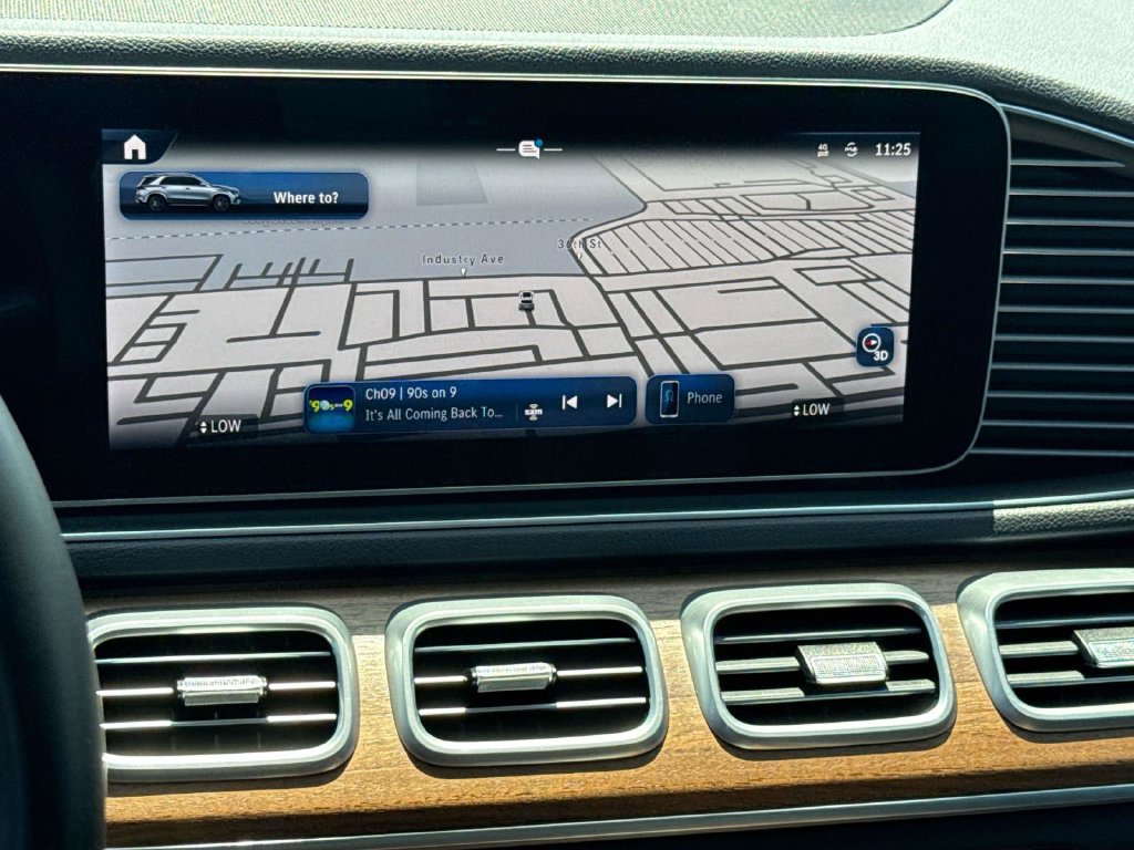 Used 2025 Mercedes-Benz GLE 350 4MATIC image 19