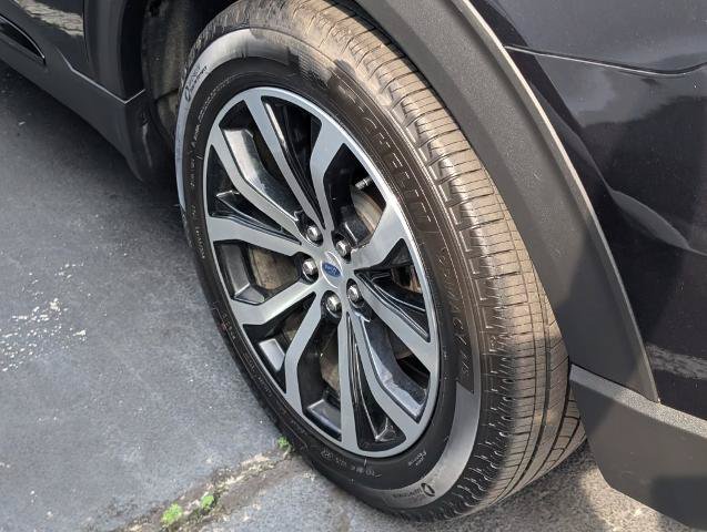 Certified 2025 Ford Explorer ST-Line RWD image 21