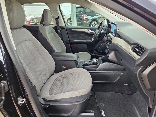 Certified 2021 Ford Escape SE w/ SE Sport Appearance Package FWD image 21