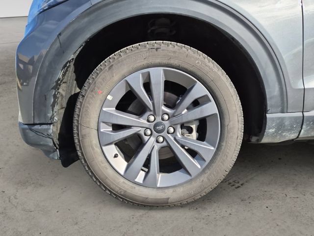 Certified 2026 Ford Explorer Active w/ Active Comfort Package AWD/4WD image 9
