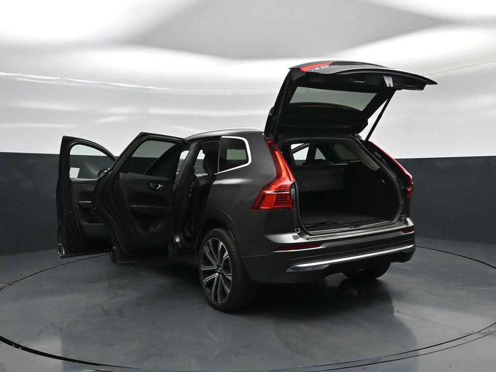 Used 2023 Volvo XC60 B5 Ultimate w/ Climate Package AWD/4WD image 31