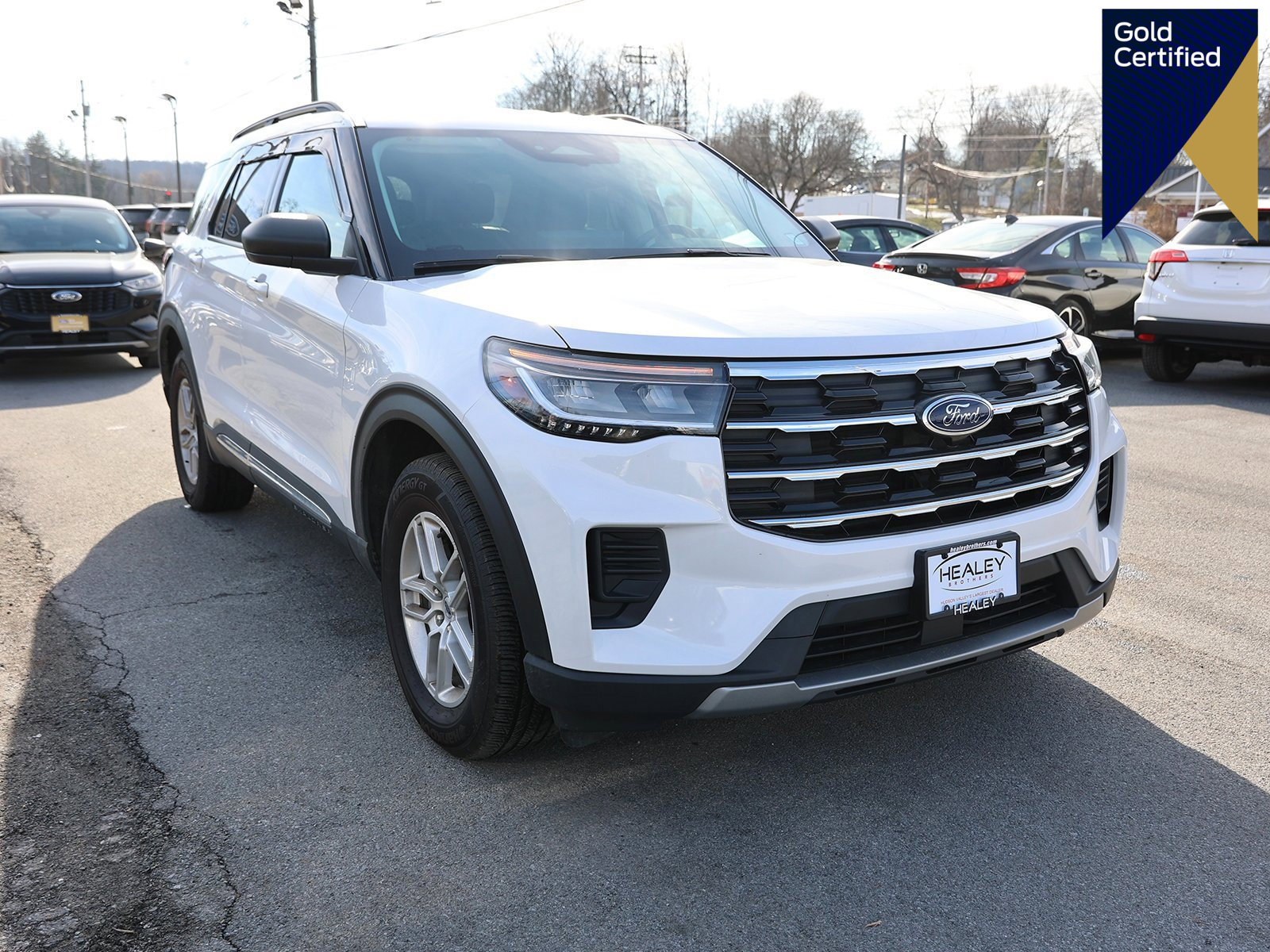 Certified 2025 Ford Explorer Active image 1