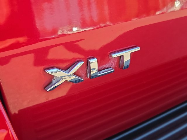 Certified 2020 Ford Expedition XLT w/ Equipment Group 202A RWD image 35