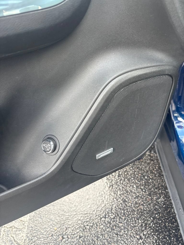 Used 2022 Chevrolet Blazer LT w/ Sound & Technology Package AWD/4WD image 7