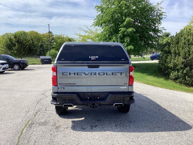 Used 2021 Chevrolet Silverado 1500 LT Trail Boss w/ LPO, Dark Essentials Package AWD/4WD image 5