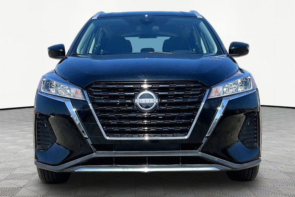 Used 2023 Nissan Kicks SV image 6