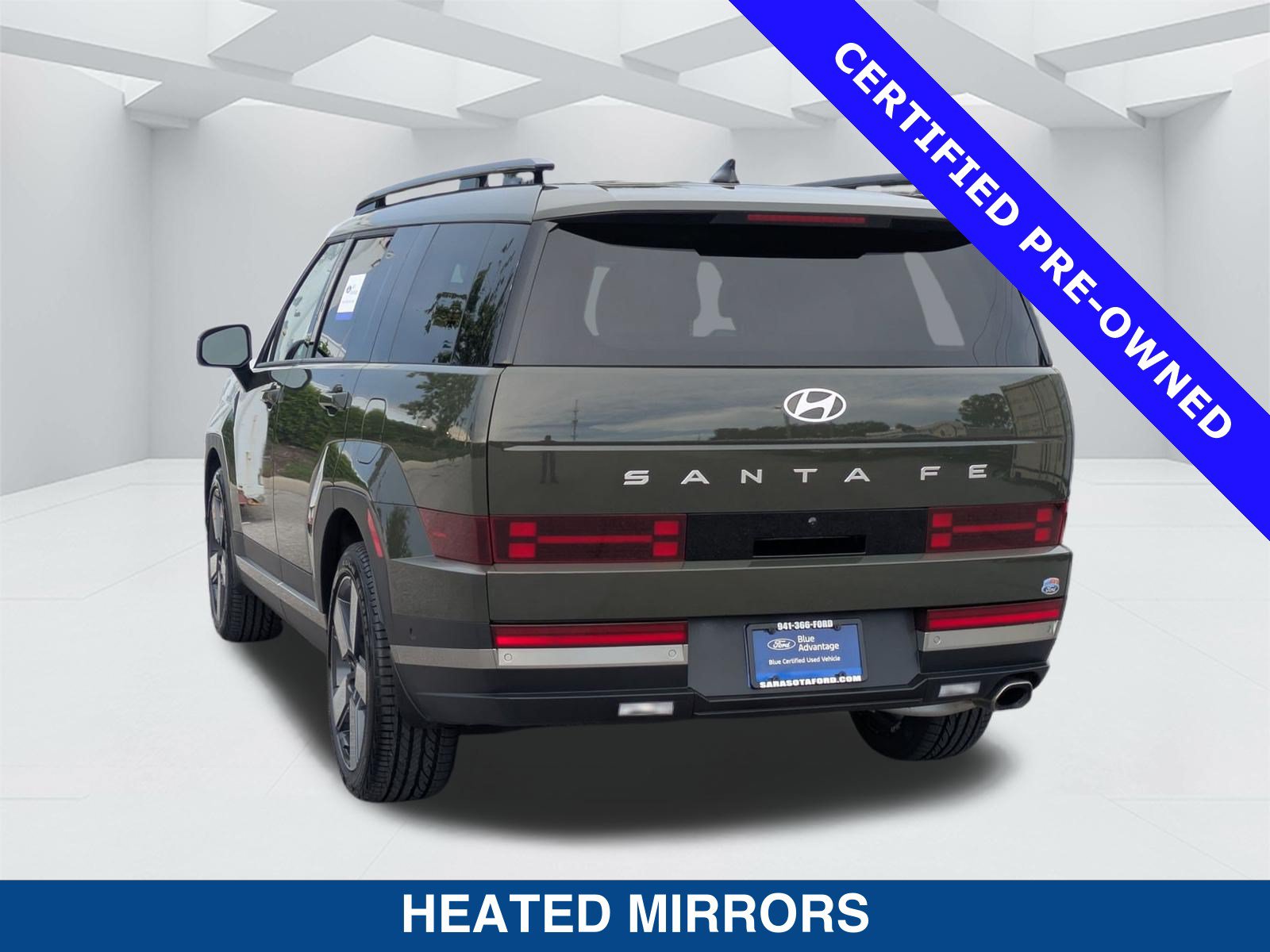 Used 2024 Hyundai Santa Fe Limited FWD image 7