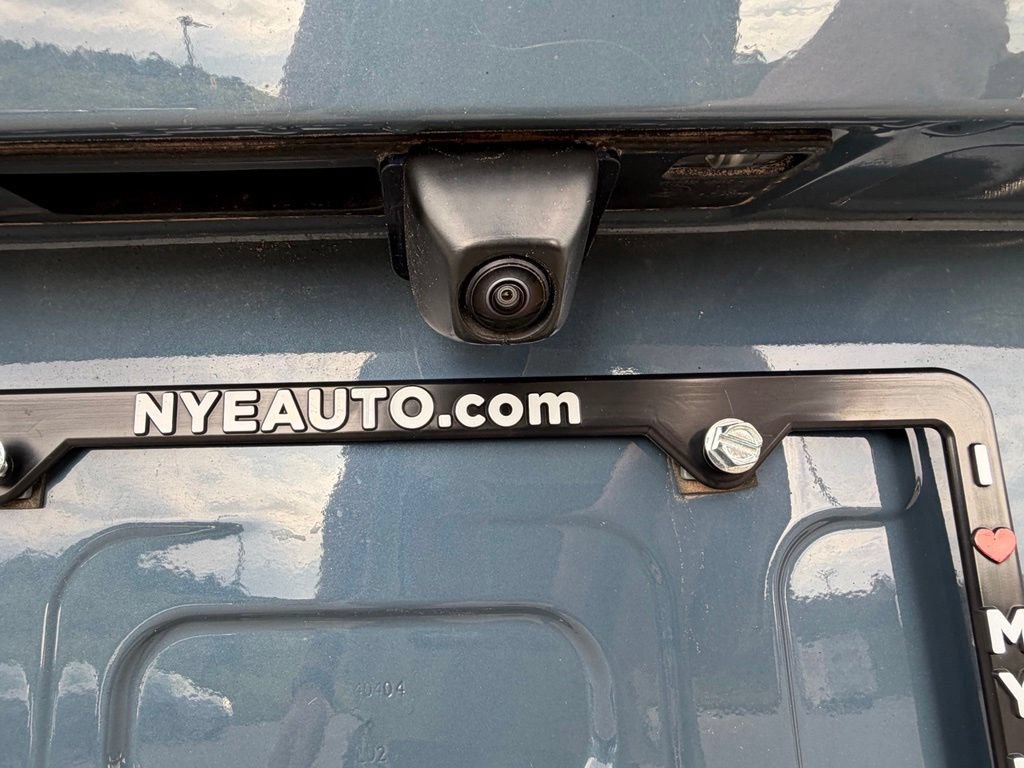 Certified 2025 Ford Escape Platinum AWD/4WD image 44