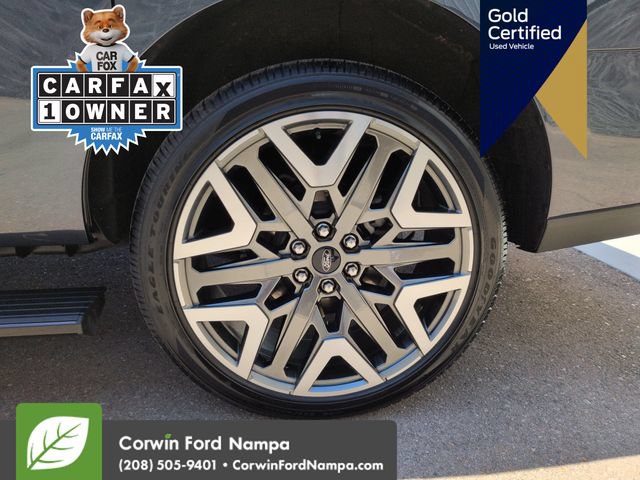 Certified 2025 Ford Expedition Max Platinum w/ Platinum Ultimate Package AWD/4WD image 33