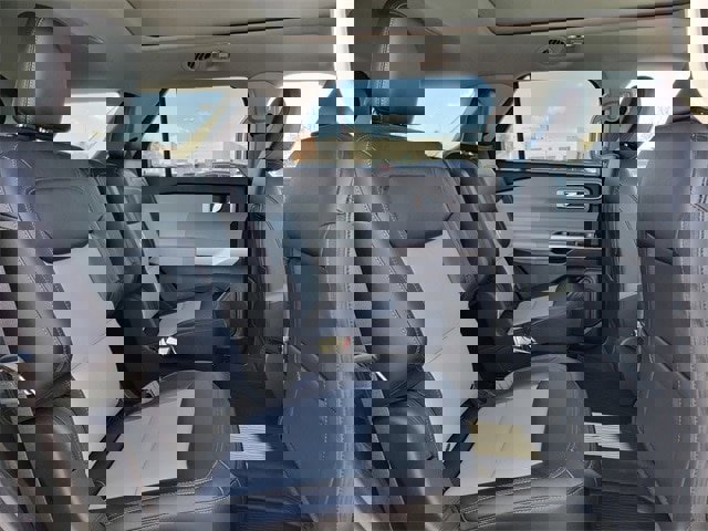 Certified 2022 Ford Explorer XLT w/ Equipment Group 202A image 24