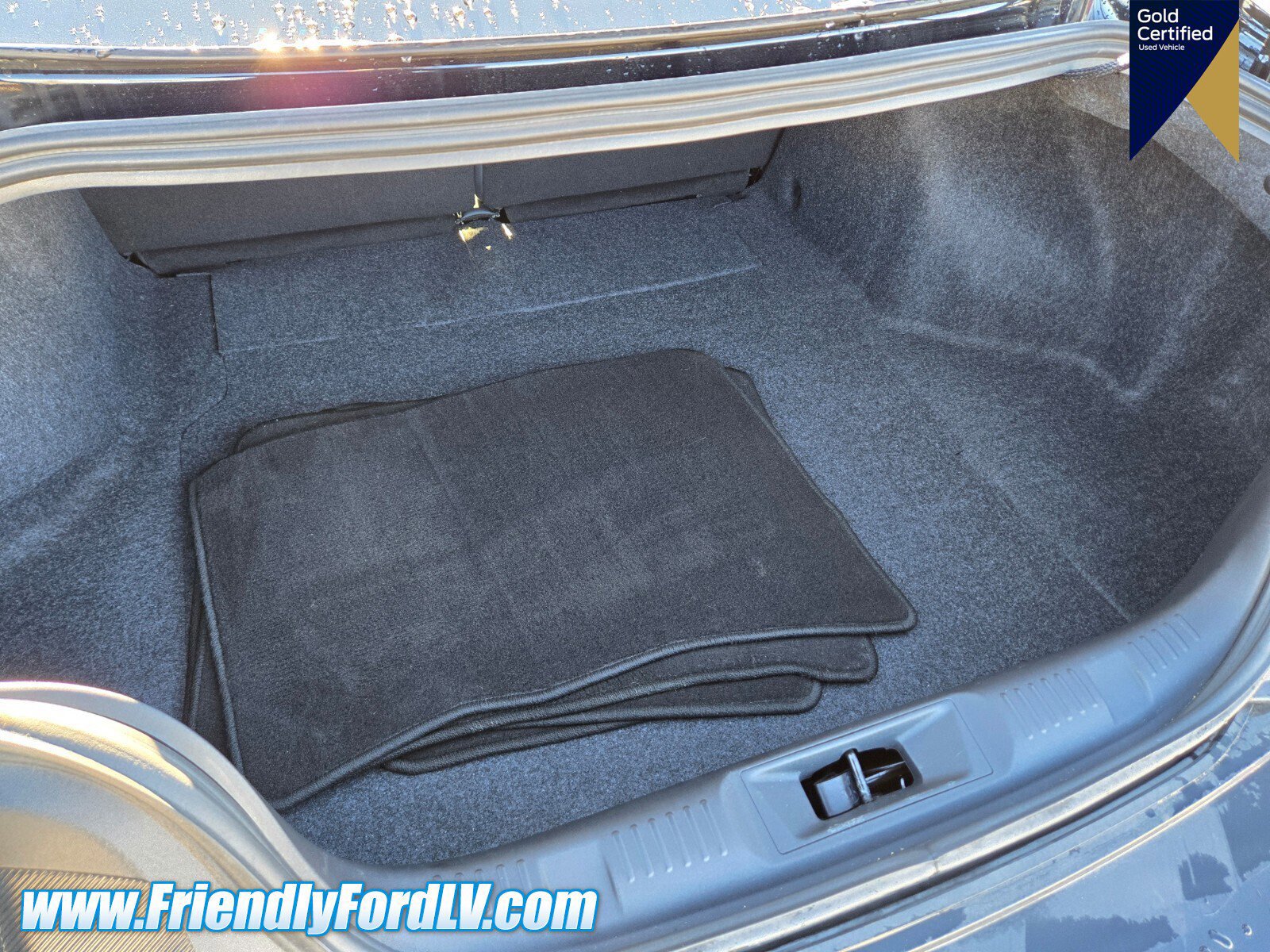 Certified 2025 Ford Mustang Coupe image 12