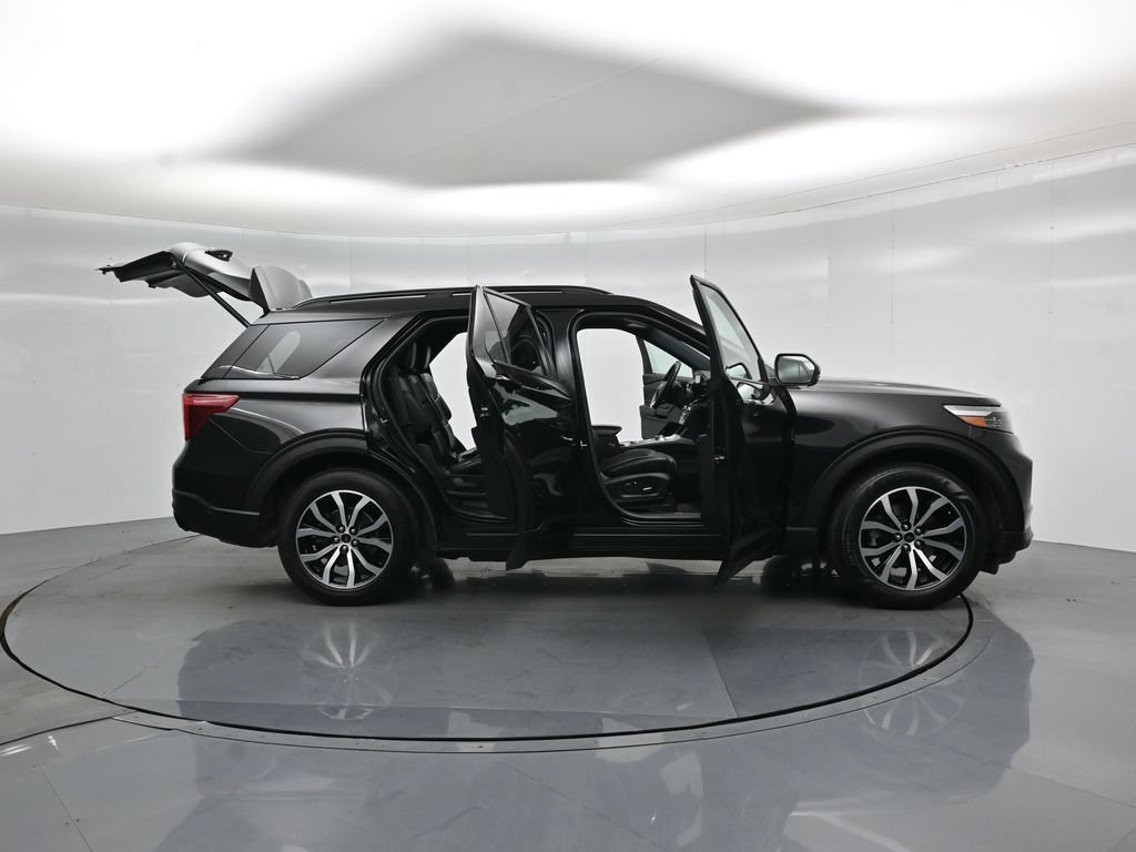 Certified 2020 Ford Explorer ST AWD/4WD image 5