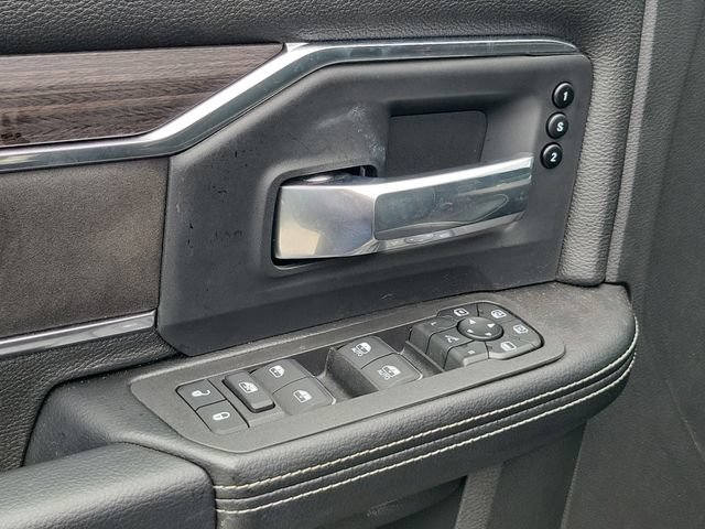 Used 2026 RAM 3500 Laramie AWD/4WD image 17