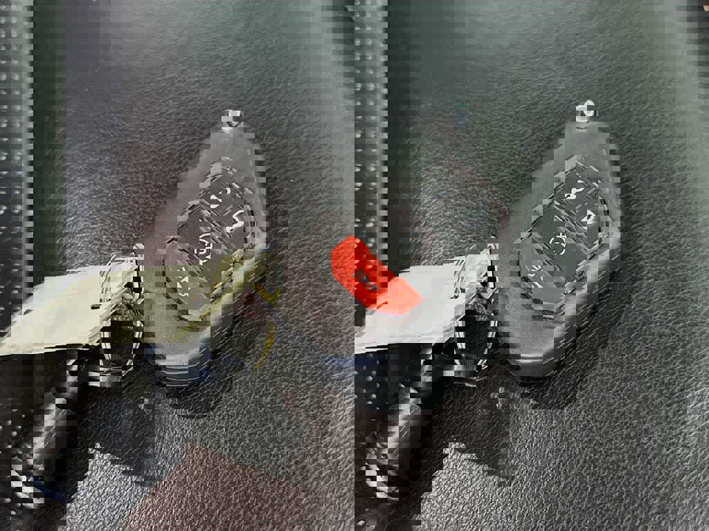 Used 2023 Jeep Gladiator Mojave w/ Dual Top Group image 25