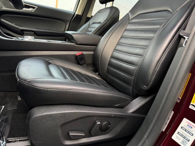 Certified 2024 Ford Edge SEL w/ Convenience Package AWD/4WD image 6