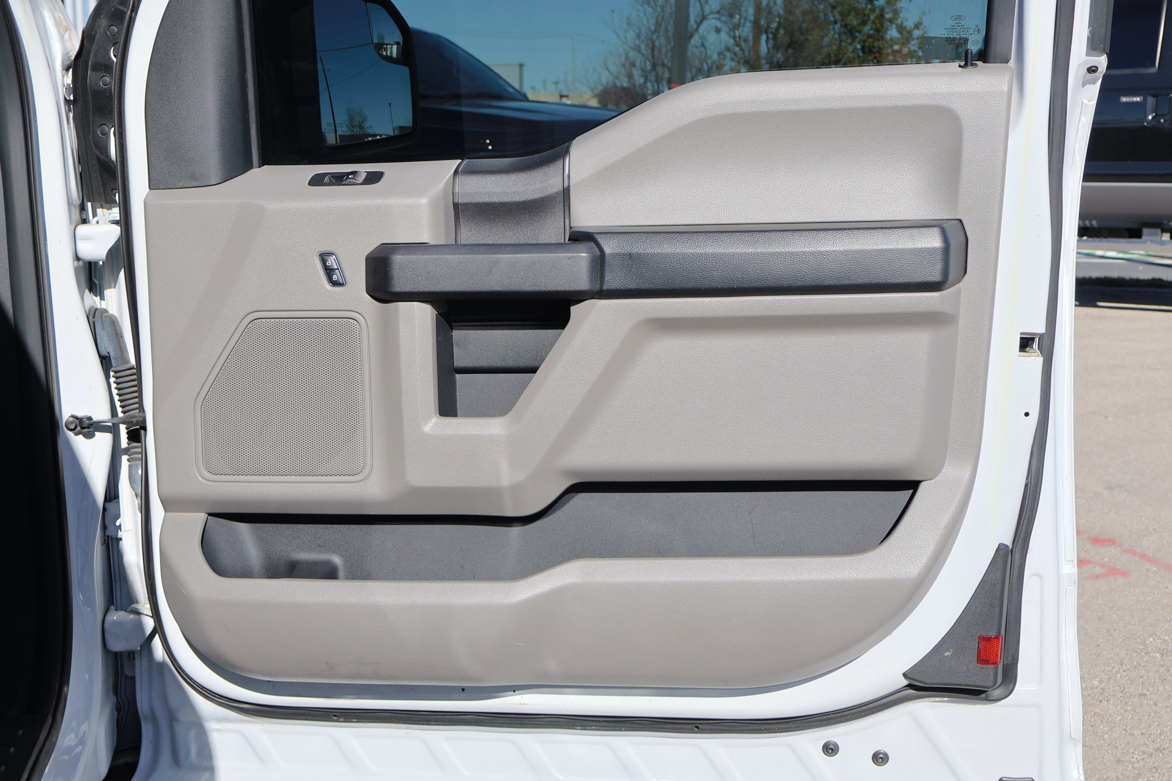 Certified 2018 Ford F150 XL w/ Equipment Group 101A Mid image 35