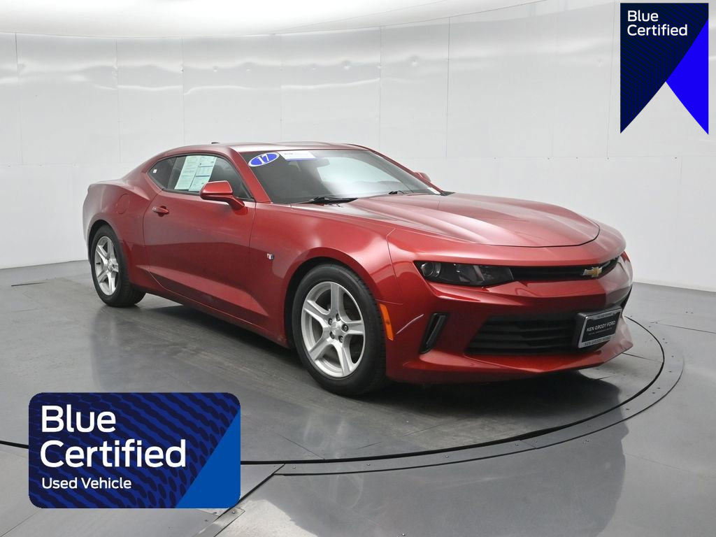 Used 2017 Chevrolet Camaro LT image 1