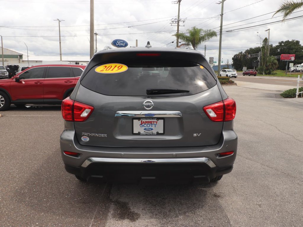 Used 2019 Nissan Pathfinder SV FWD image 14