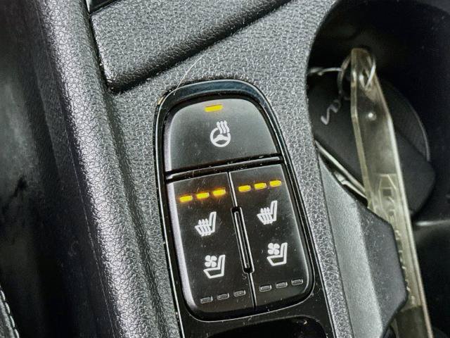 Used 2022 Kia Niro EX Premium FWD image 22