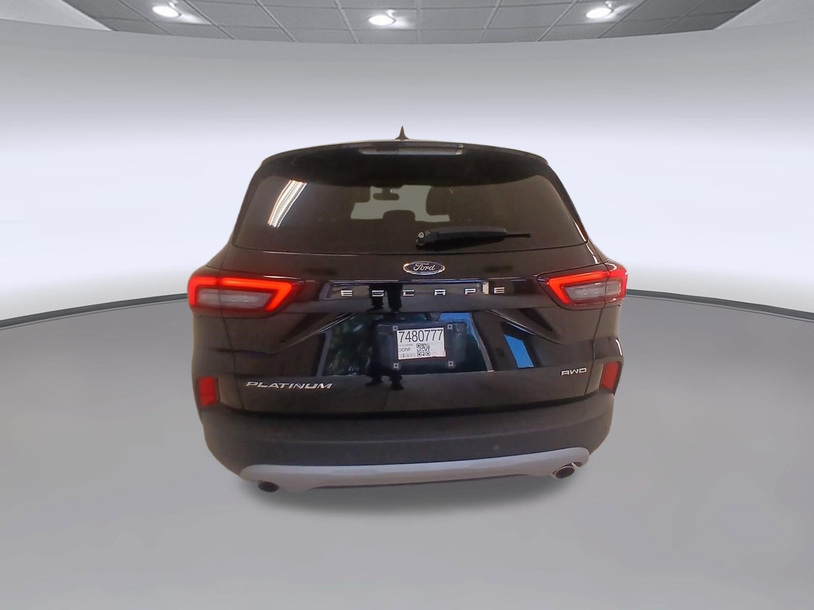 Certified 2025 Ford Escape Platinum AWD/4WD image 8