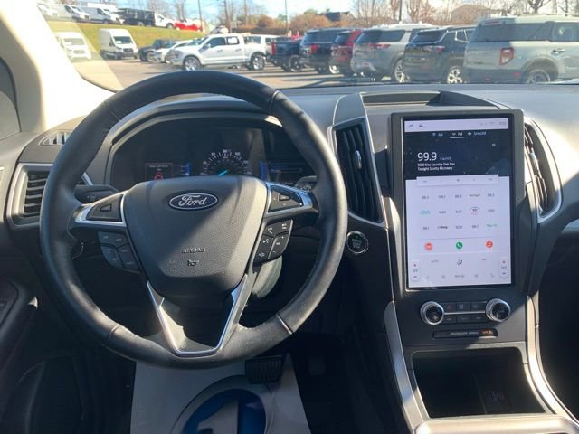 Certified 2024 Ford Edge SEL image 9