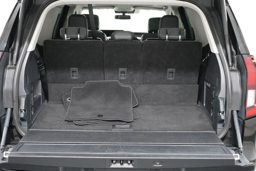Certified 2025 Ford Expedition Active AWD/4WD image 23