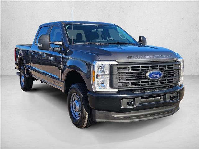 Certified 2025 Ford F250 XL AWD/4WD image 3