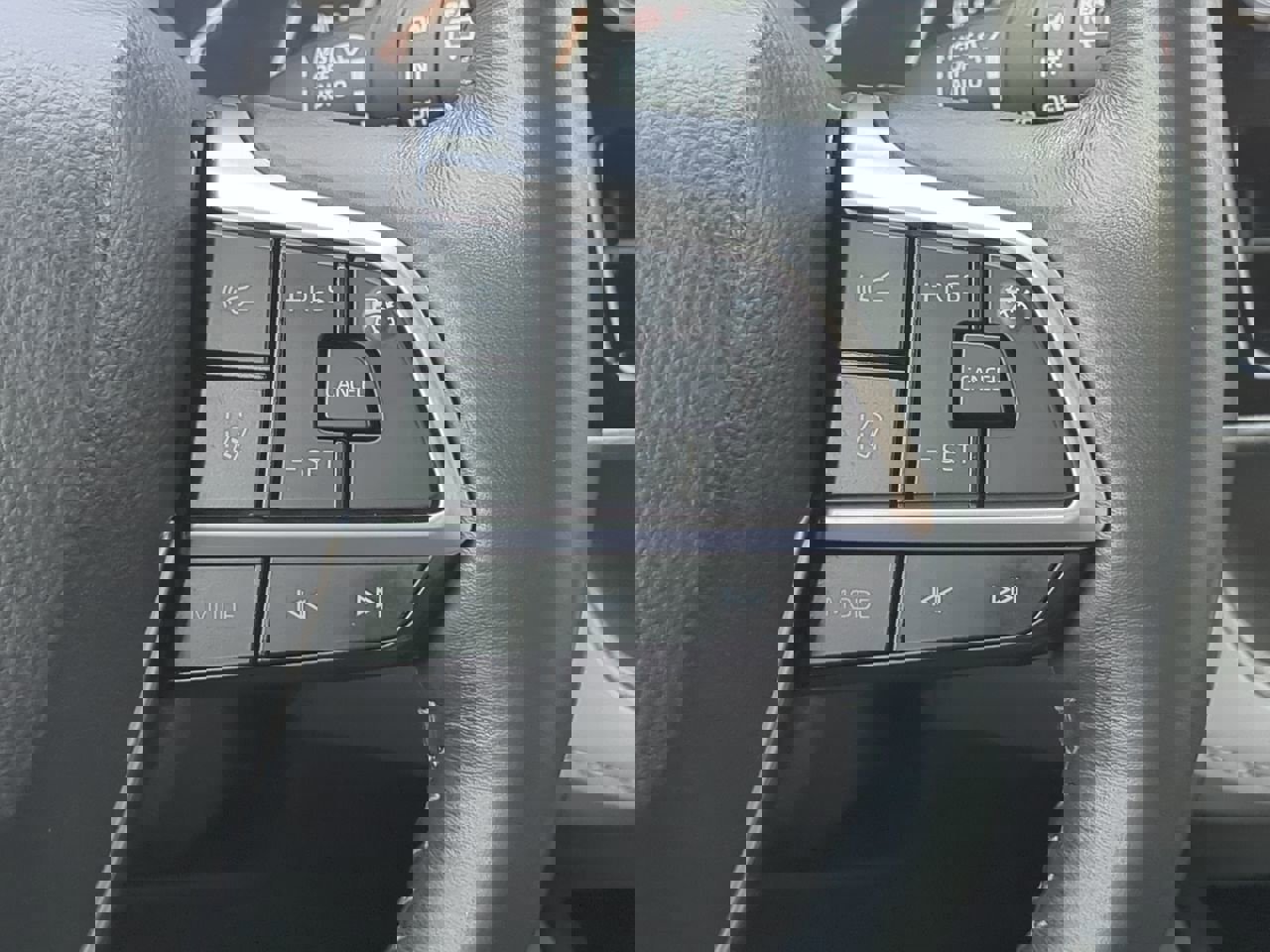 Used 2021 Toyota Highlander Platinum image 25