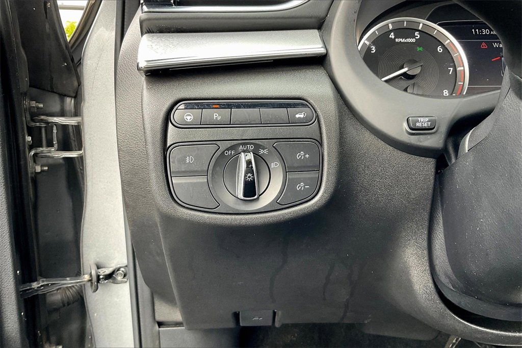 Used 2021 INFINITI QX50 Luxe w/ Appearance Package image 36