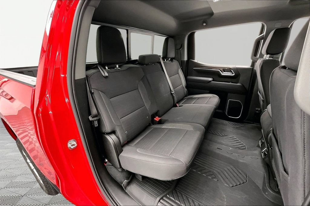 Used 2025 Chevrolet Silverado 1500 LT w/ Z71 Off-Road Package AWD/4WD image 28