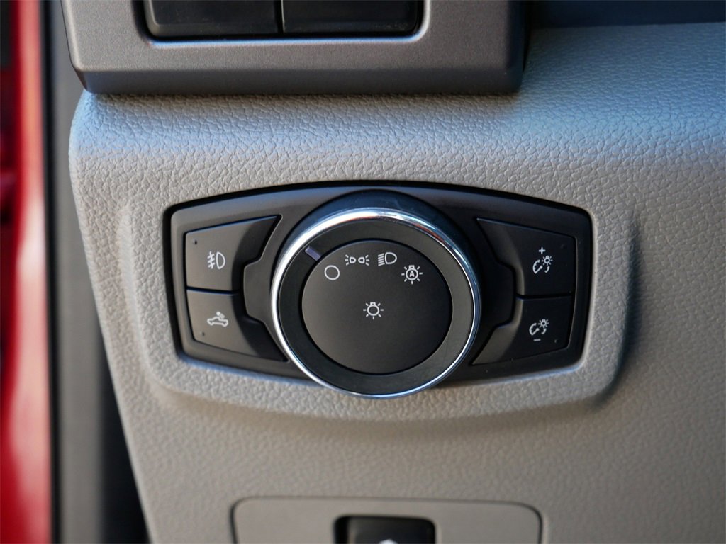 Certified 2019 Ford F350 XLT w/ XLT Premium Package image 16