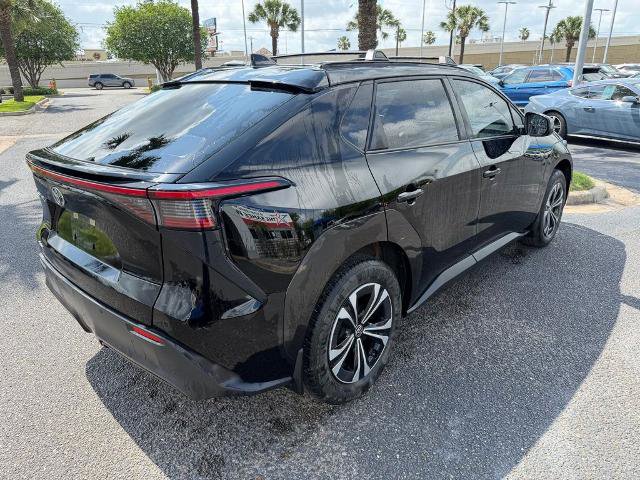 Used 2024 Toyota bZ4X XLE w/ Weather Package FWD image 6