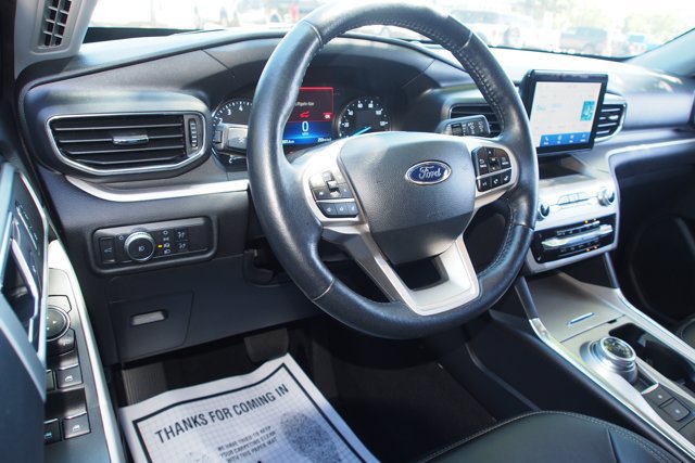 Certified 2022 Ford Explorer XLT w/ Equipment Group 202A AWD/4WD image 18