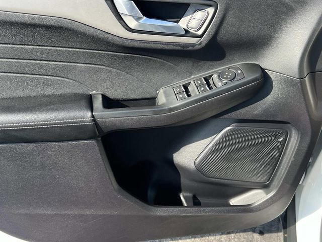 Certified 2022 Ford Escape SEL image 17