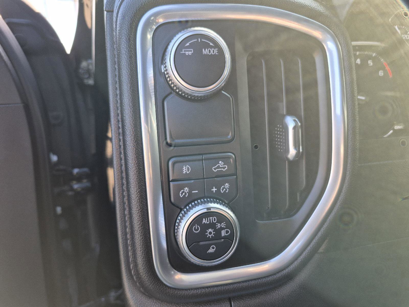 Used 2021 GMC Sierra 1500 SLT image 16