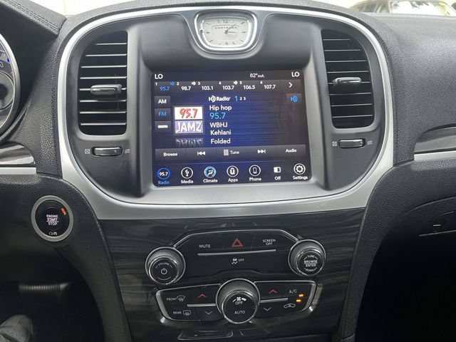 Used 2019 Chrysler 300 Touring w/ Sport Appearance Package RWD image 26