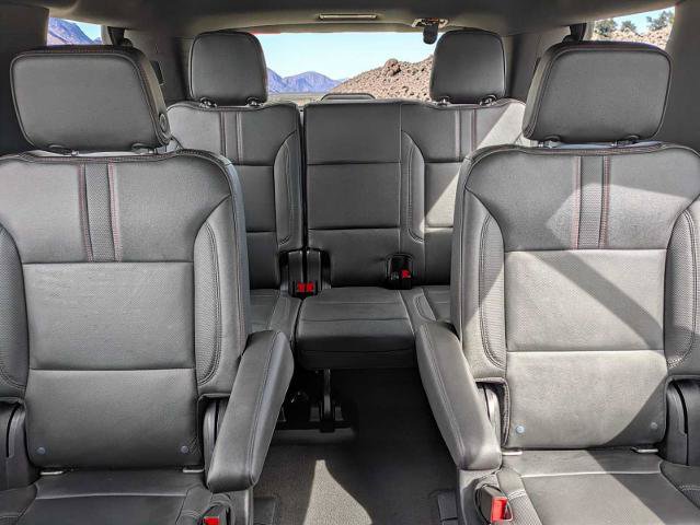 Used 2021 Chevrolet Tahoe RST w/ Luxury Package AWD/4WD image 19